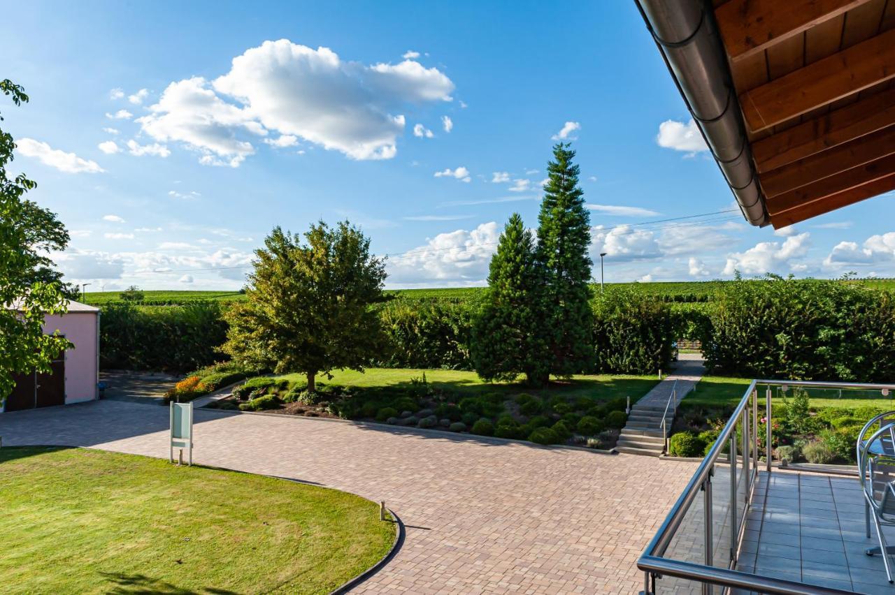 Landgut Schill Hotel Osthofen Bagian luar foto