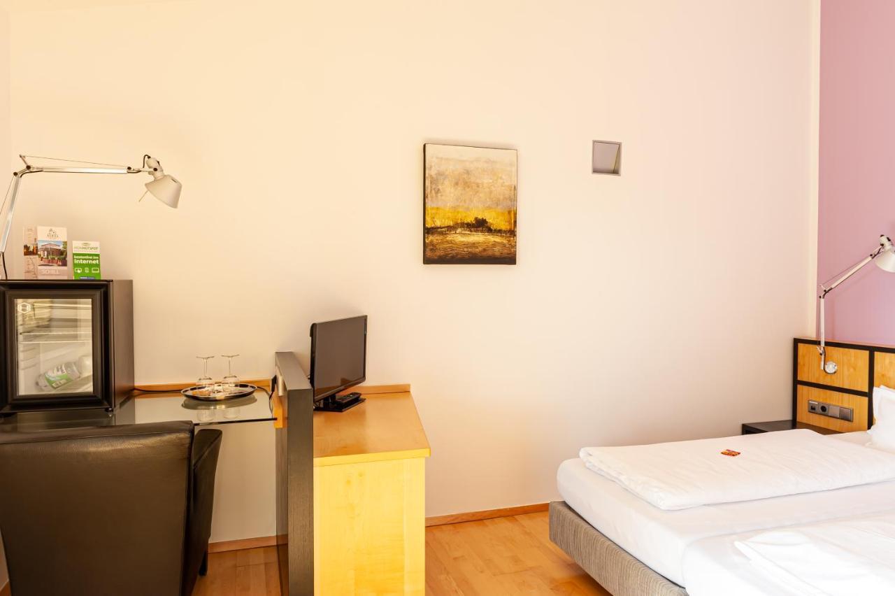 Landgut Schill Hotel Osthofen Bagian luar foto